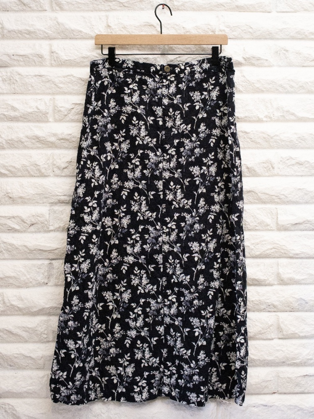 Liz Claiborne Lizwear Vintage 90s Women's Skirt Size 10, Floral, Linen blend